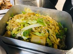 -马路牙子烧烤音乐酒馆(望京店)