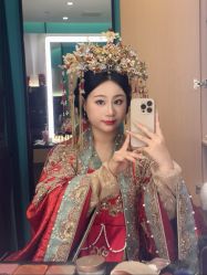 -城市花园婚纱摄影