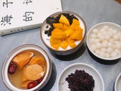 -小团圆糖水铺(襄阳南路店)