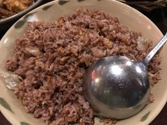 -Cuc Gach Quan Restaurant
