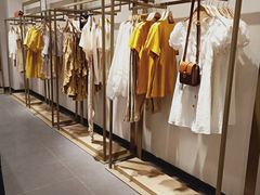 -URBAN REVIVO(佛山南海万达广场店)