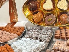 -Laderach 莱德拉(上海环贸iapm店)