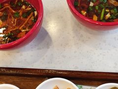 -乡党臊子面(丰庆公园店)