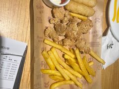 -菲滋意式餐厅(海宁银泰城店)