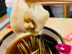 虾仁汤包-四季美汤包(户部巷店)