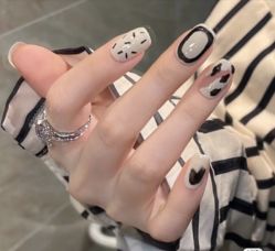-1T·1M 日式美甲美睫