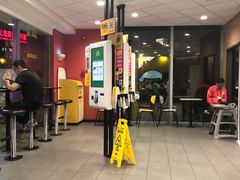 -麦当劳(百联西郊购物中心店)