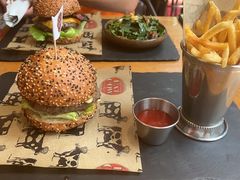 -FAT COW(虹梅路店)