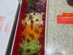 董家大拌菜-小董哥烤串·爆汁大油边(故宫店)