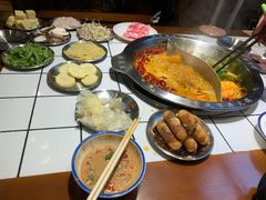 -强盅盅重庆市井火锅店(中央大街店)