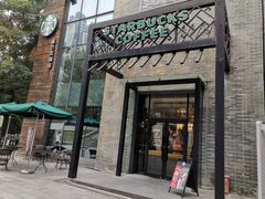 门面-星巴克(南宁民歌湖店)