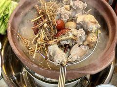 -东记炭炉·海鲜鸡煲(龙华店)