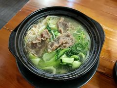 -丽虹云南过桥米线(兴工街店)