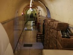-洞庭洲·防空洞火锅·烧烤·铜锅涮肉(新百广场店)