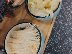 -洪氏嗨捞·猪肚鸡火锅(阳光天地店)
