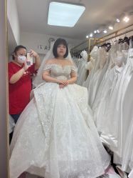 -NaNa婚纱礼服馆