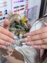 -尤米一站式美甲美睫