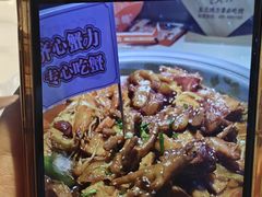 -徐记小怪兽肉蟹煲(中央大街店)