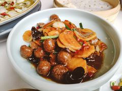 鲜淮山烧藕丸-小六汤包砂煲菜(文景路店)