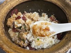 腊肠排骨煲仔饭-红星光发煲仔饭(大石街店)
