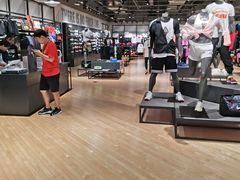 -NIKE品牌体验店(苏州中心店)