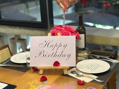 -Mark&Mars Restaurant