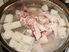 -烹然四季椰子鸡火锅(姚家园万象汇店)