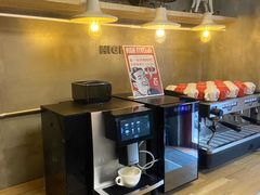 -HIGH FIVE哈福手工汉堡(桂林路店)