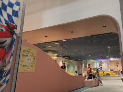 -奈尔宝家庭中心·亲子餐厅(北京东坝万达店)