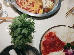 -大龙燚火锅(天安云谷店)