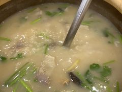 -粤盛海鲜平价店(洛溪食街店)