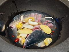 -鲜潭蒸汽石锅鱼(五道口购物中心店)