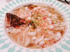 -姚姚酸菜鱼·金戈戈香港豉油鸡(喜荟城联名店)
