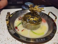 -炙爱鮮貨火锅(中东砂之船店)