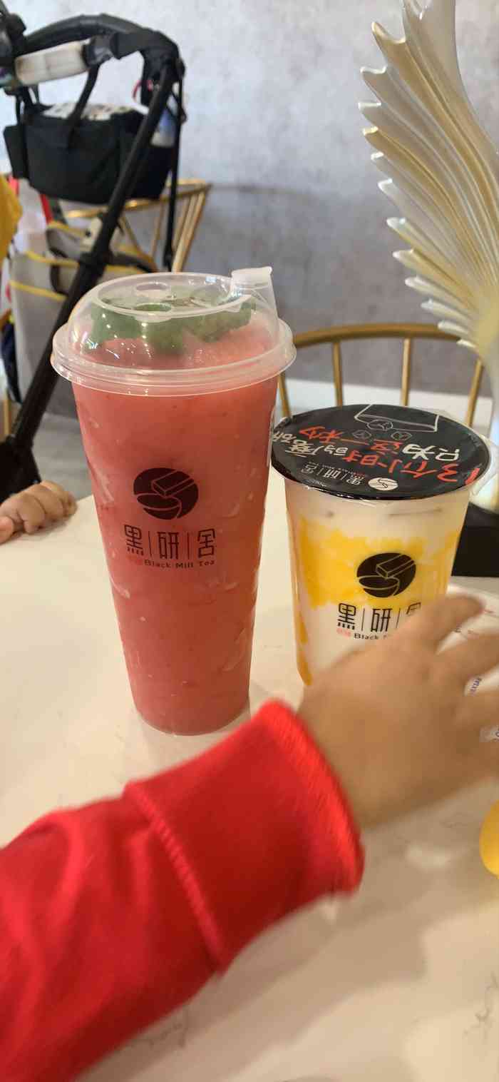 黑研舍(black mill tea)-"温哥华一年之中最热的一天三十度,对于中国.