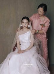 点击看大图 -GODDESS WHITE婚纱礼服(鹏城动力大厦店)