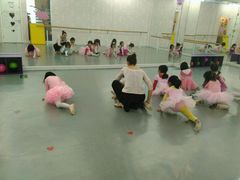 android_upload_pic-Isee灰姑娘国际儿童艺术中心(BHGMall店)