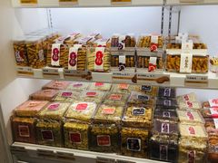 面包甜点陈列柜-嘉华饼屋JOY BAKERY(南屏街店)