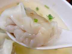 南城香全家福大馄饨-南城香·饭香串香馄饨香(红军营店)