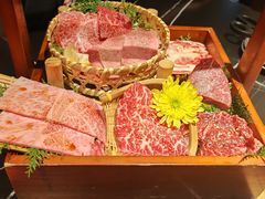 -山川小町·极番烧肉(新地假日广场店)