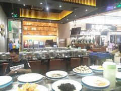 自助取餐区-钱小主·自助回旋烤肉火锅餐厅(东方新天地店)