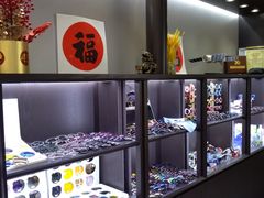 -宏宇眼镜蔡司依视路折扣店(兆佳眼镜城店)