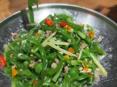 -聚鑫朋酸菜肥肠(九龙仓店)