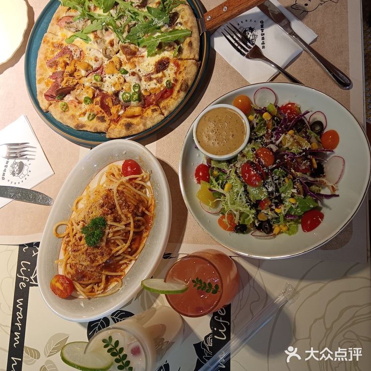 0元探店带你吃❤️❤️❤️德福巷披萨