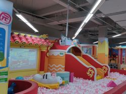 -孩子王童乐园(泰州万达店)