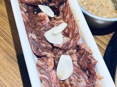 -炼火烤肉店