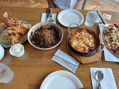 -热地HOT PLACE洋风韩餐(红旗街店)