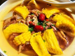 -江城小馆陕南妈妈菜·全球旅行餐厅(钟楼店)