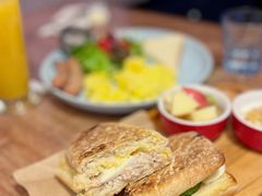 金枪鱼帕尼尼-必胜客(打浦桥日月光店)