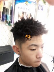 -贝勒爷专业男发